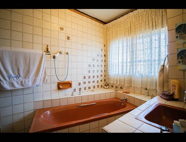 2 BEDROOM APARTMENT FOR SALE IN CYRILDENE
